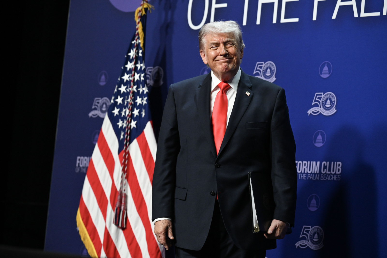 Trump prevê fim iminente do conflito com o Irã e admite falta de armas