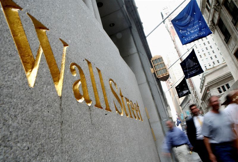 Wall Street sobe com expectativa de reabertura do Estreito de Ormuz