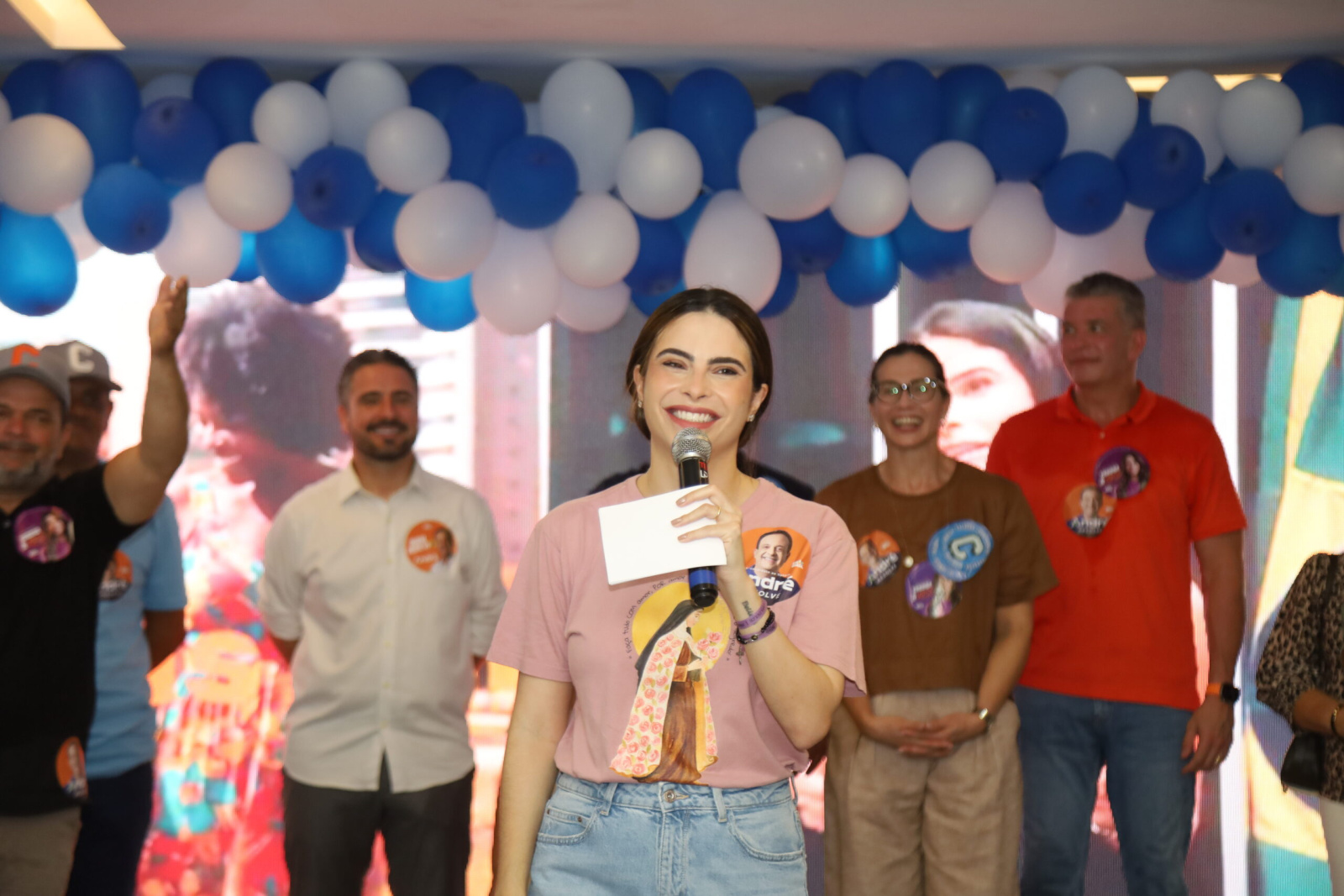 Yandra Moura reafirma parceria com Cristiano Cavalcante em Socorro