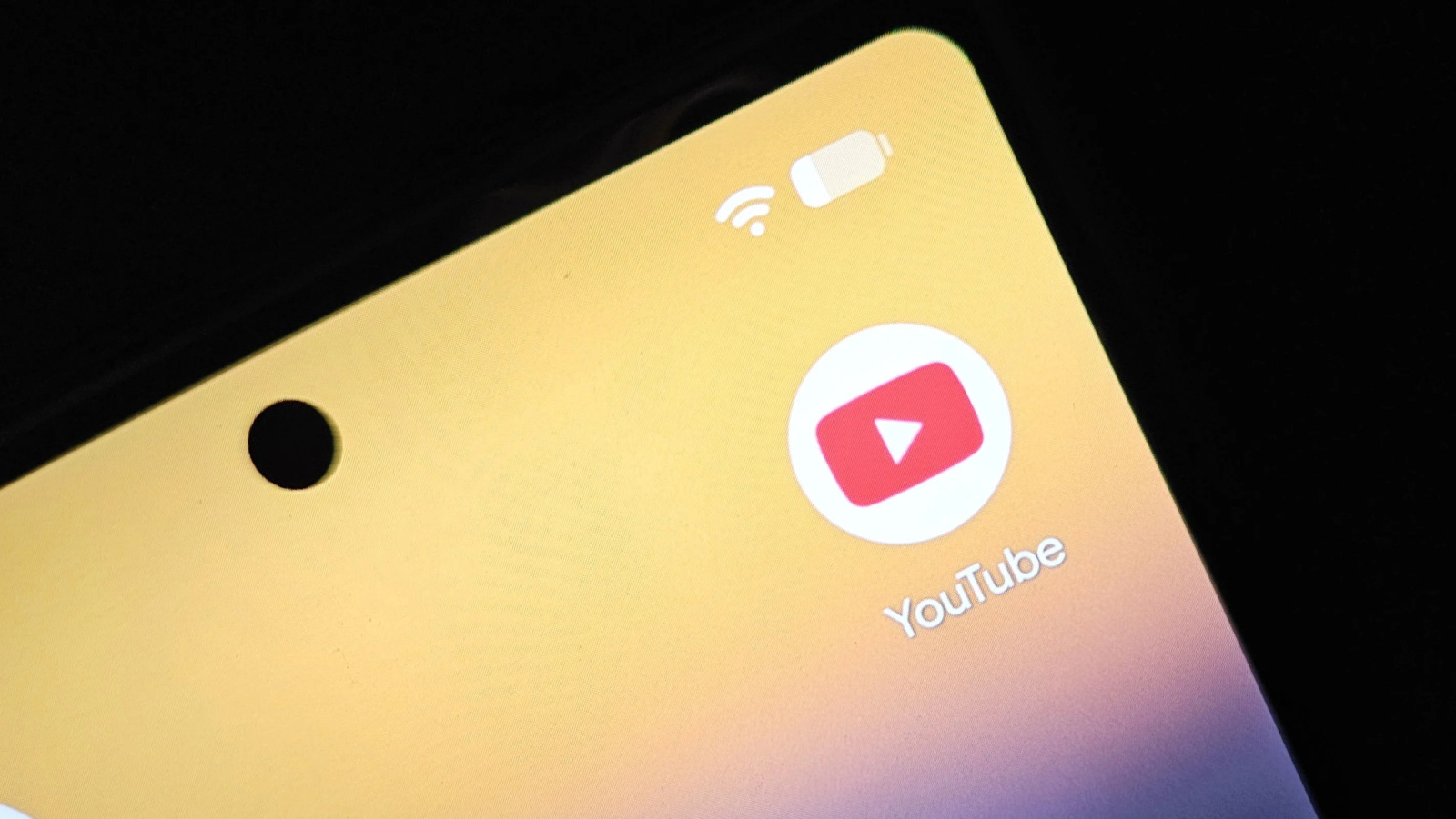 YouTube corta monetização de vídeos com IA por conteúdo ‘inautêntico’