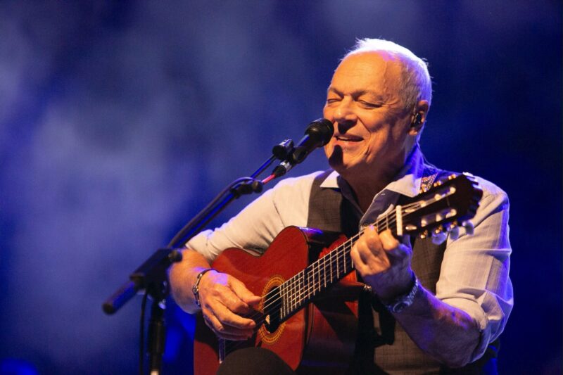 Toquinho celebra 60 anos de música com show em Aracaju no dia 8 de novembro