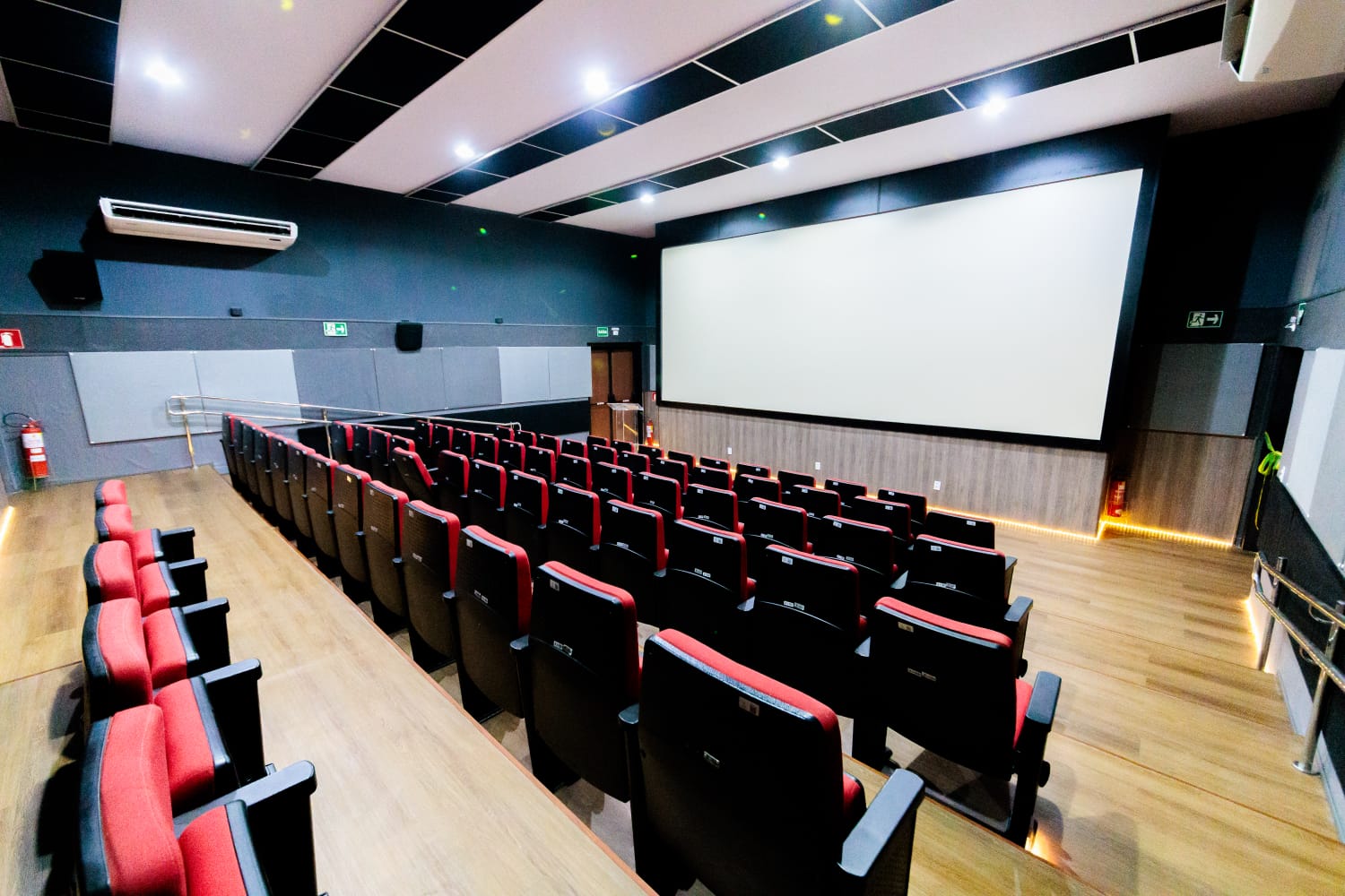 Cine Walmir Almeida suspende atividades por tempo indeterminado e aguarda posicionamento da Secult Aracaju