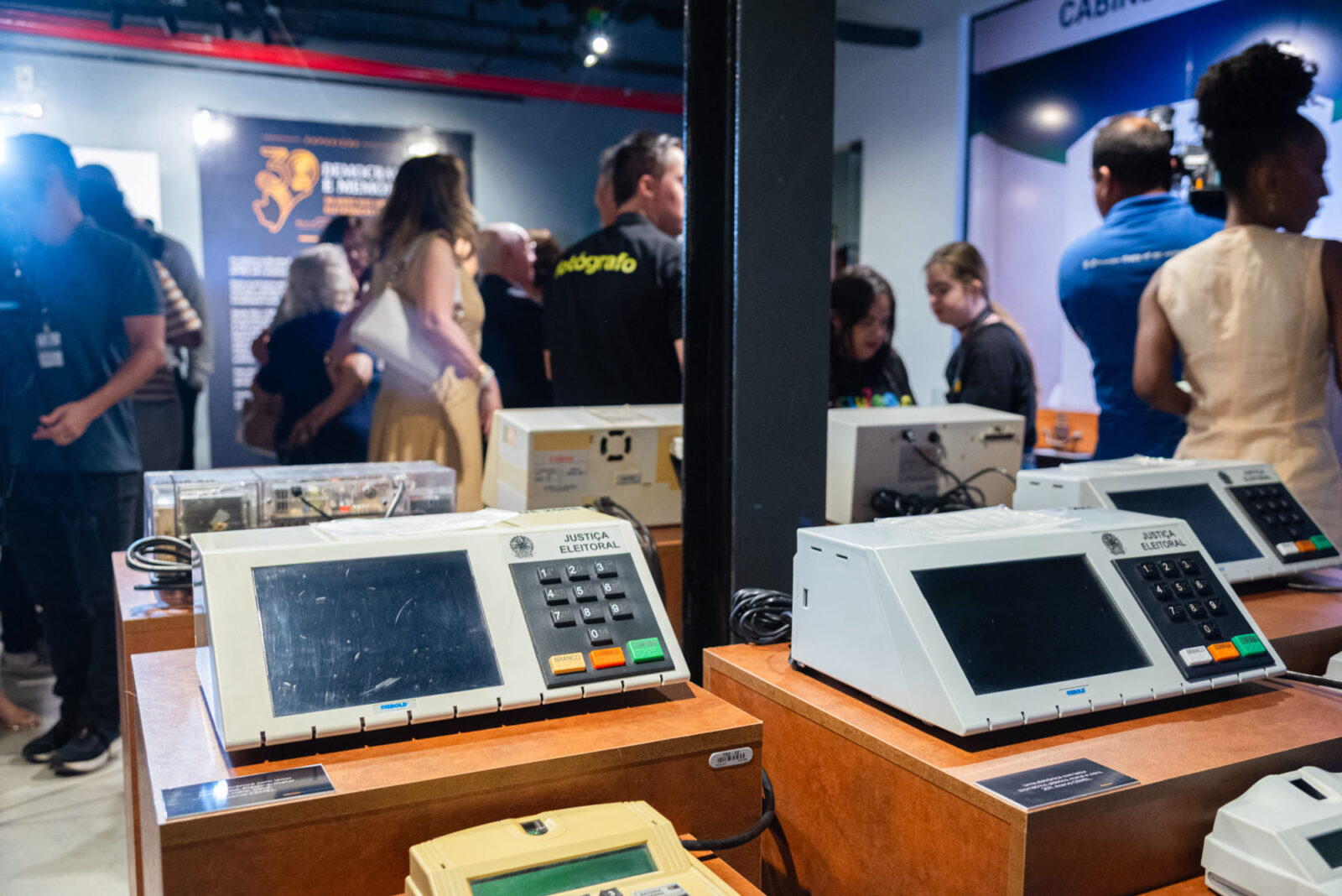 CIDOWN participa de visita mediada à exposição “Democracia e Memória” no Memorial de Sergipe