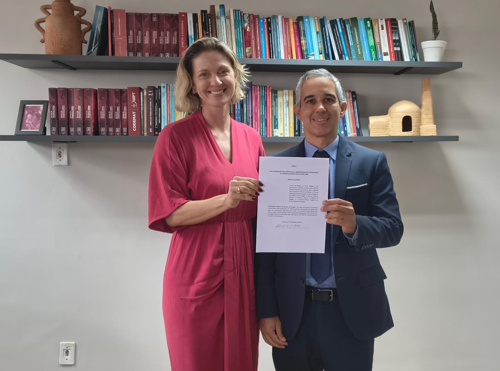 MPC-SE assina Pacto Sergipano pela Democracia, Liberdade do Voto e Prevenção ao Assédio Eleitoral nas Eleições 2026