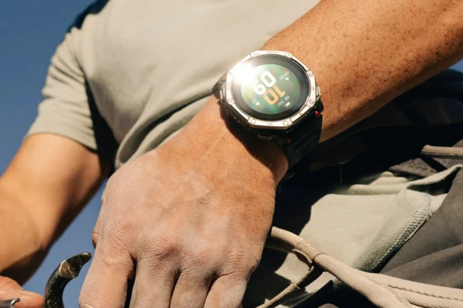 Amazfit promete 25 dias de bateria com o T‑Rex Dual Solar
