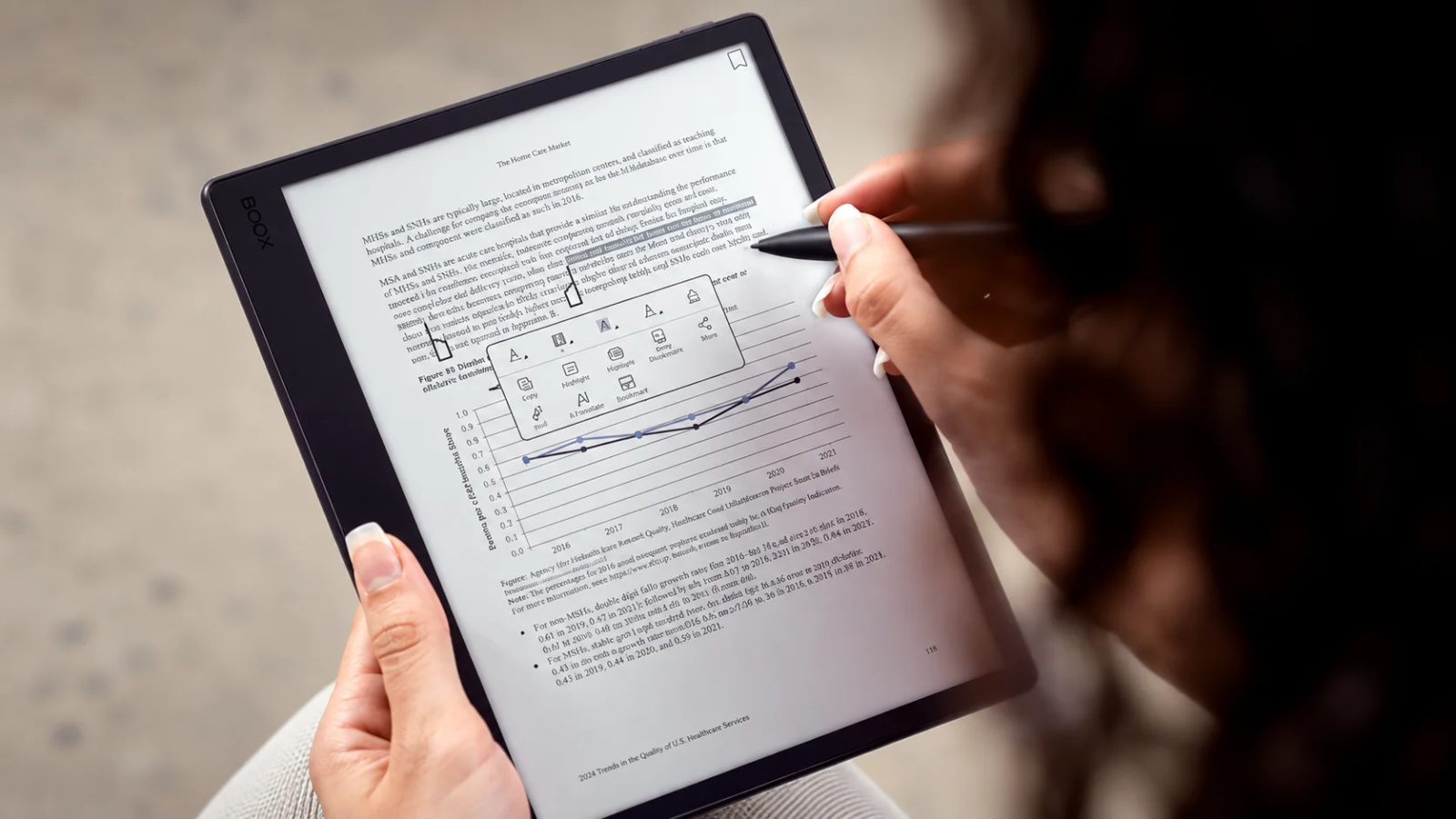 Boox lança Note Mini C e mira em Kindle Scribe com e-reader colorido
