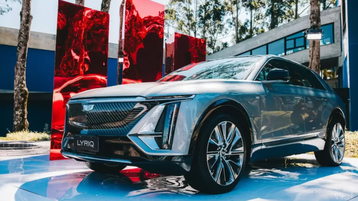 Cadillac lança no Brasil SUVs elétricos Lyriq e Vistiq; entregas em novembro