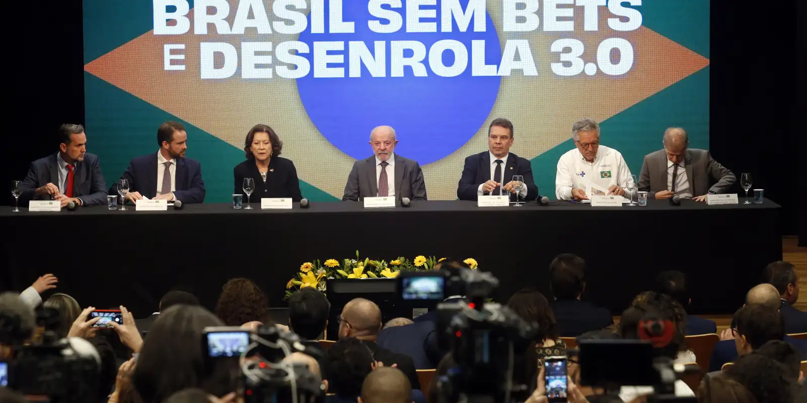 Desenrola 3.0: União compra dívidas e repassa desconto integral aos devedores