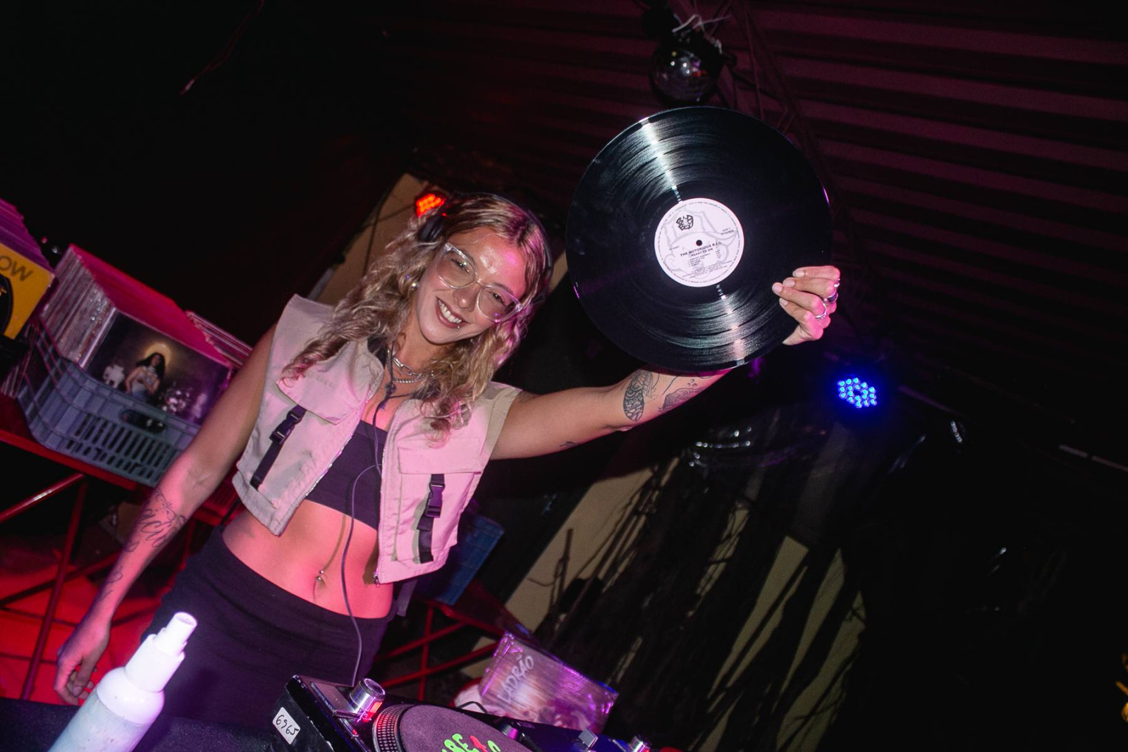 DJs do Listening Club levam vinil e curadoria ao Rock in Rio