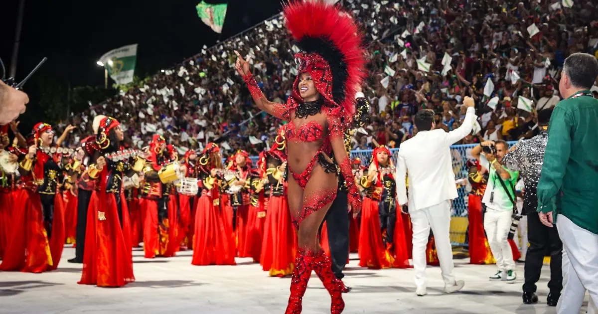Escolas do Rio gravam álbum oficial do Carnaval 2027; disco sai em novembro