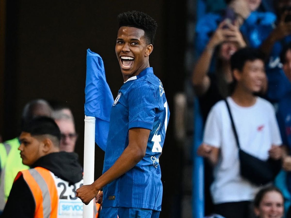 Estêvão pode deixar o Chelsea em janeiro se não ganhar espaço