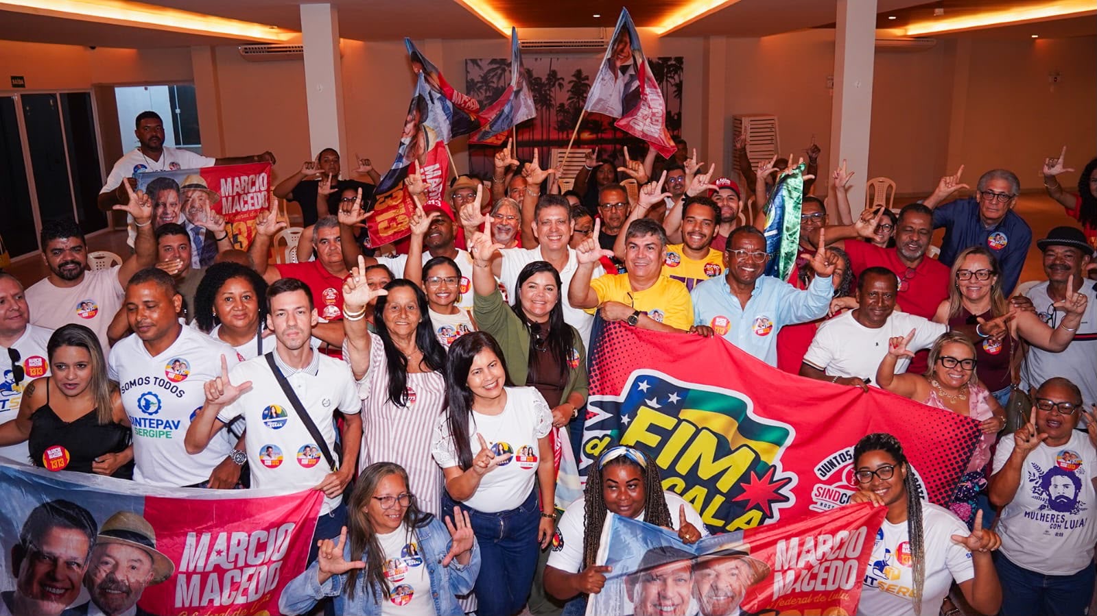 Márcio Macêdo reúne movimento sindical e reforça compromisso de levar pautas dos trabalhadores ao Congresso