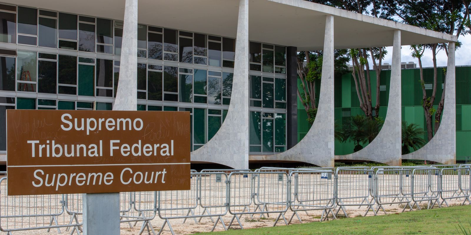 Dino pede lista de precatórios pagos irregularmente