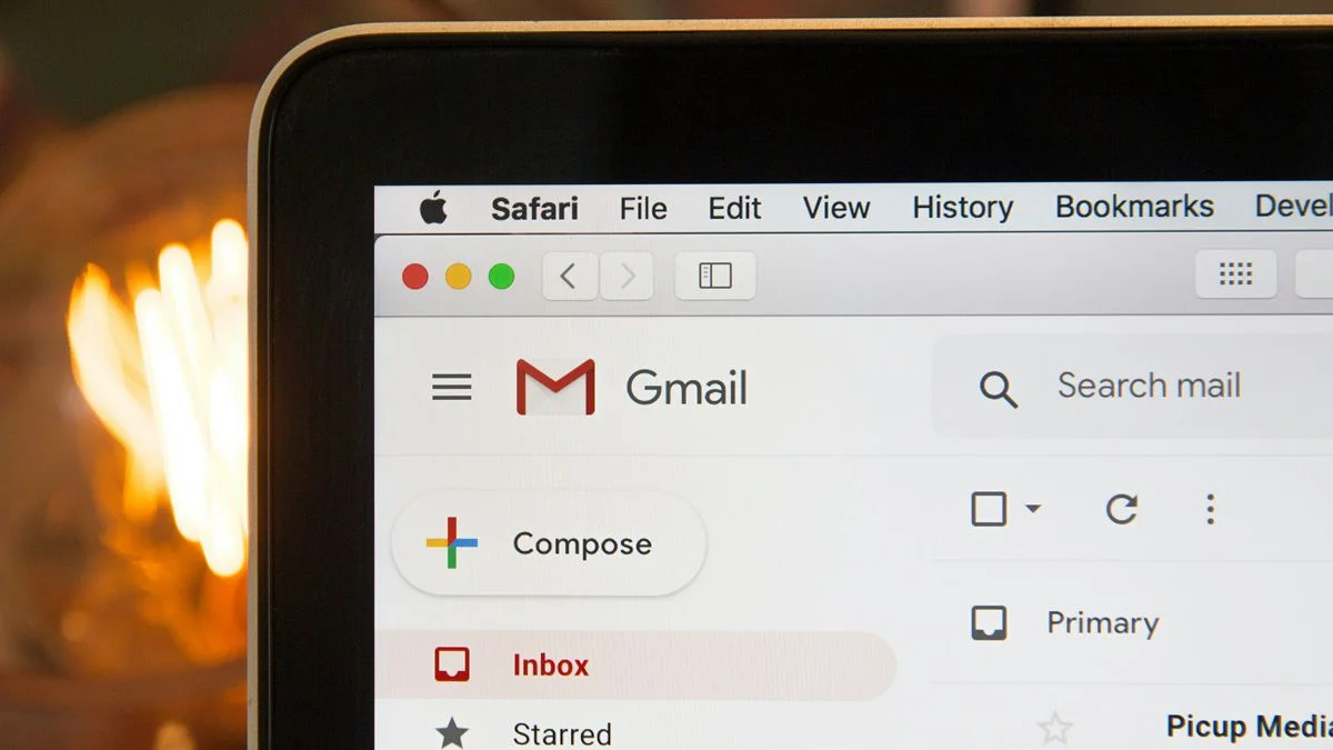 Gmail com Gemini ganha recurso que responde perguntas e resume e-mails