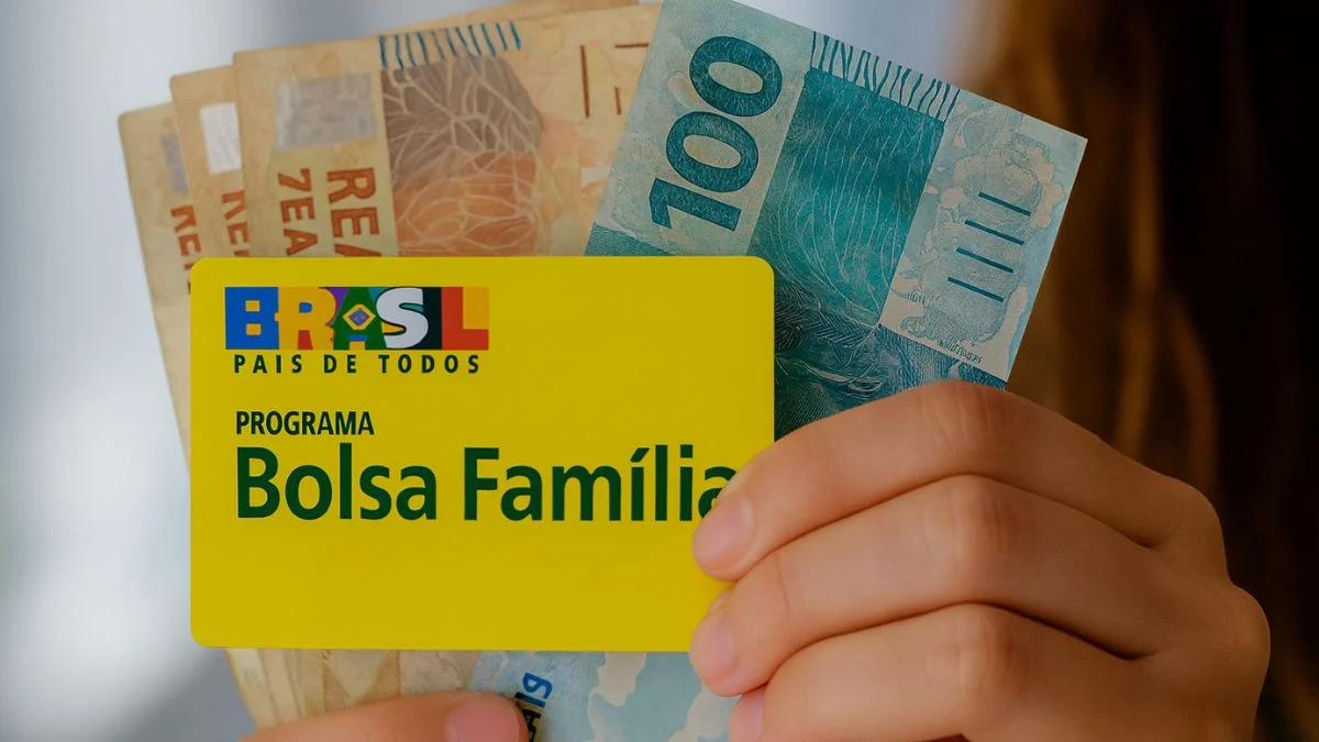 Governo Federal anuncia reajuste de 15% no Bolsa Família a partir de outubro