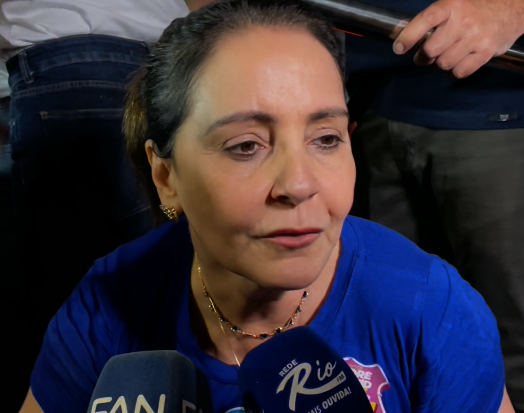 Tensão Política: Emília Corrêa acusa Fábio Mitidieri de interferência na Câmara de Aracaju e dispara: “Tem se mostrado um perseguidor”