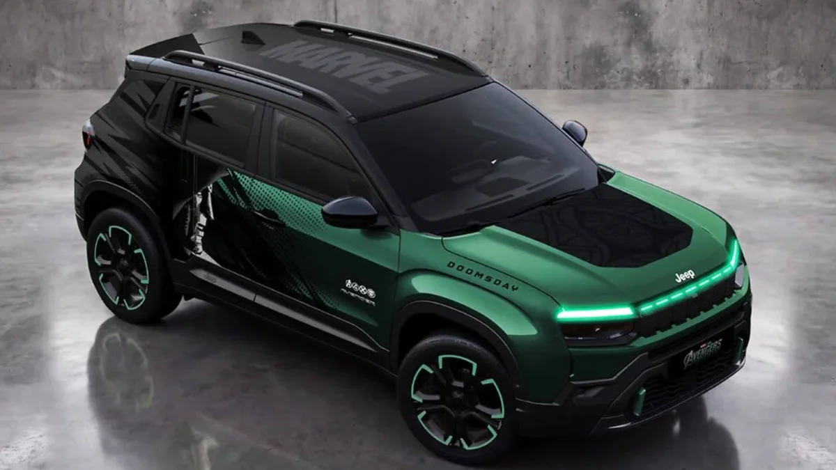 Jeep exibe Avenger temático do Doutor Destino em Interlagos