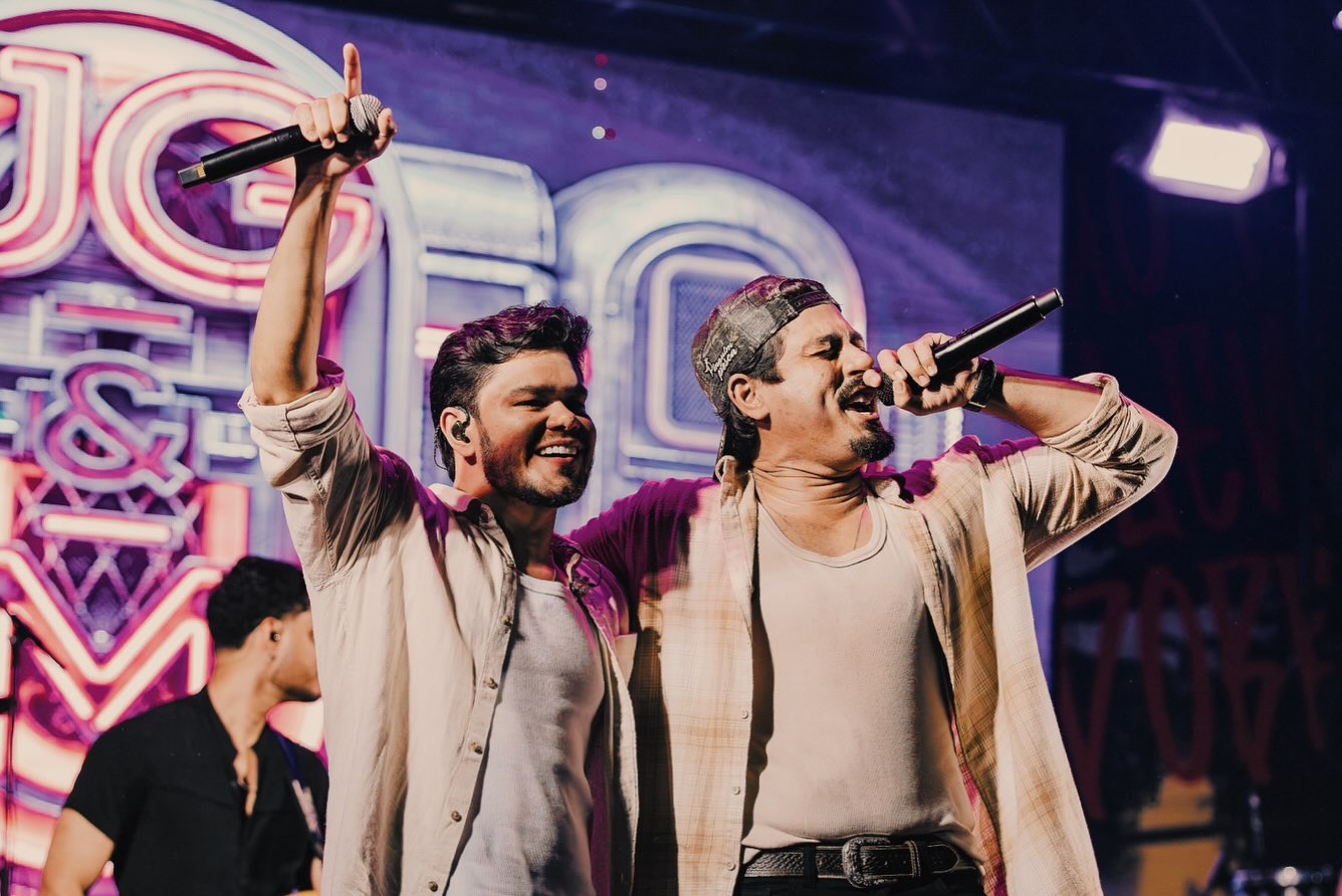 João Gustavo e Murilo disparam ao topo do Spotify Brasil com ‘Postinho’