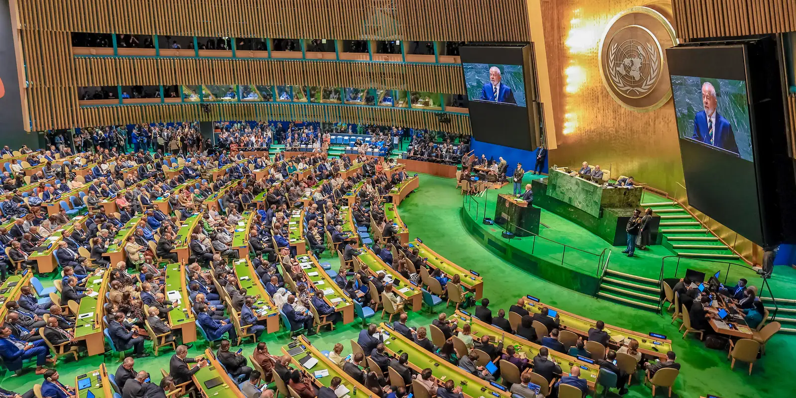 Lula parte para a ONU e defende multilateralismo e negociações