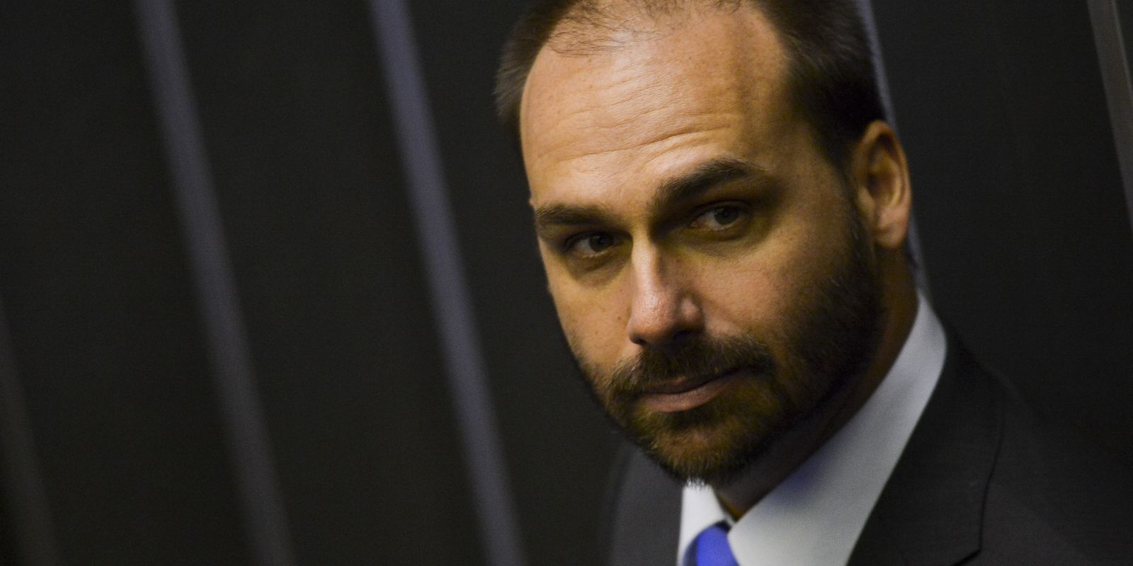Ministério da Justiça exonerou Eduardo Bolsonaro da PF por abandono de cargo