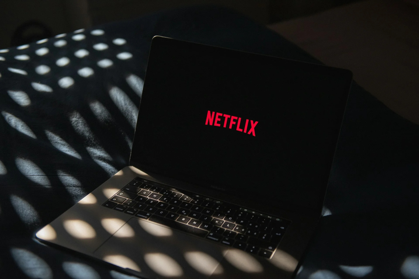 Plano com anúncios da Netflix alcança 35 milhões e fatura R$547,5 mi