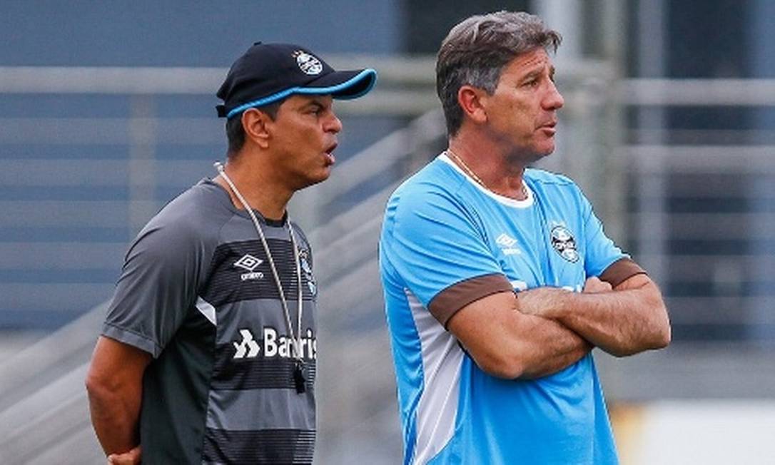 Renato Gaúcho retorna ao Grêmio e assume time após saída de Luís Castro