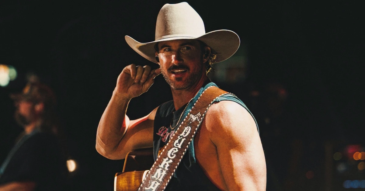 Riley Green confirma presença no Stagecoach 2027 e expande império