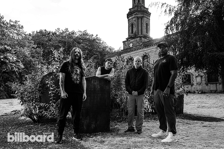 Sepultura parte em turnê de despedida e marca show de adeus em SP