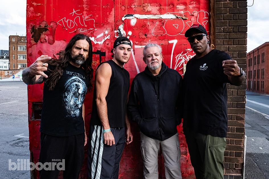 Sepultura revisita 42 anos e encontra Titãs e Luiz Caldas no Altas Horas