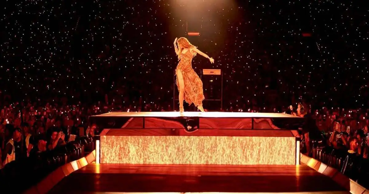 Shakira abre residência de 12 shows em Madri e reúne 55 mil fãs