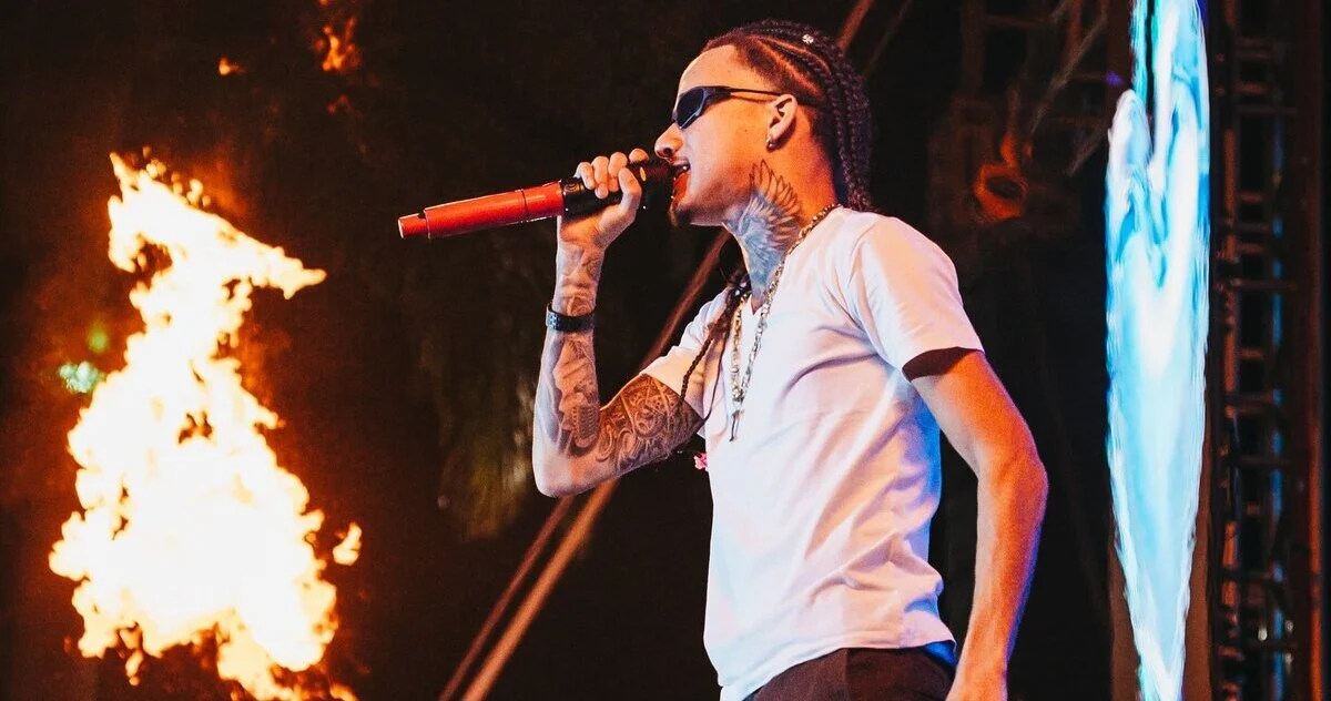 Theuzinho transforma hits de Luan Santana em arrocha no novo álbum