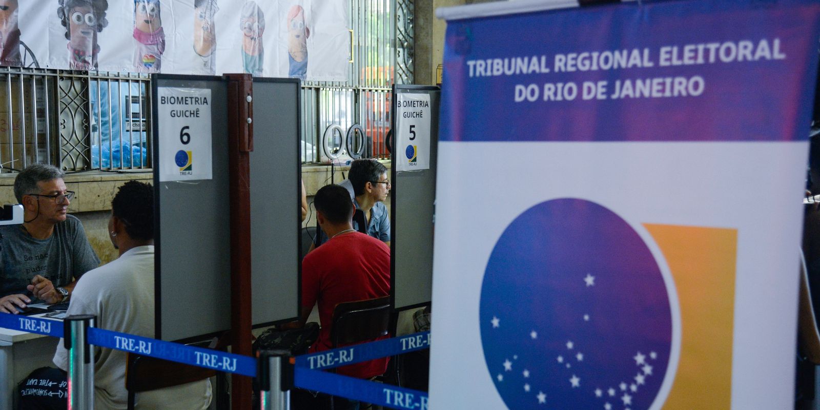 TRE-RJ mobiliza transporte adaptado e gratuito para eleitores em 3 locais