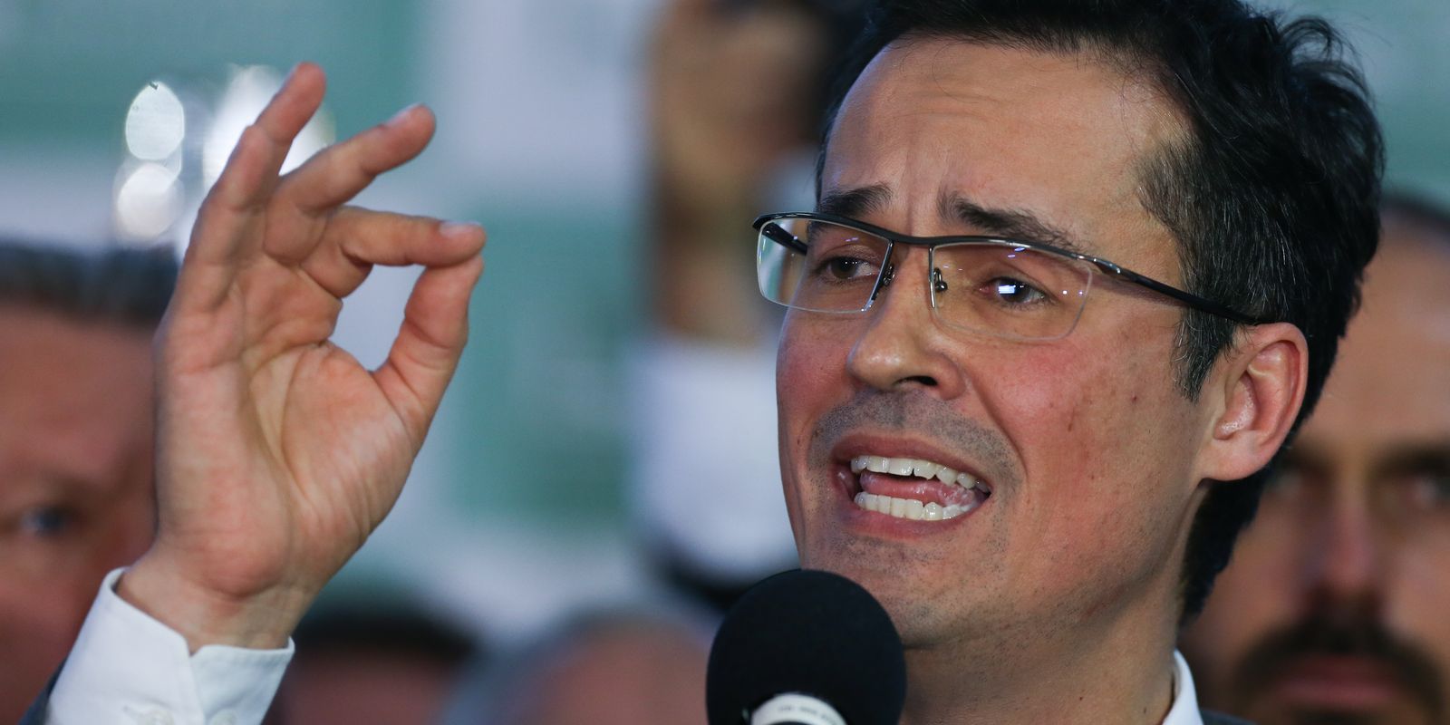 TSE ordena suspensão imediata da campanha de Deltan Dallagnol