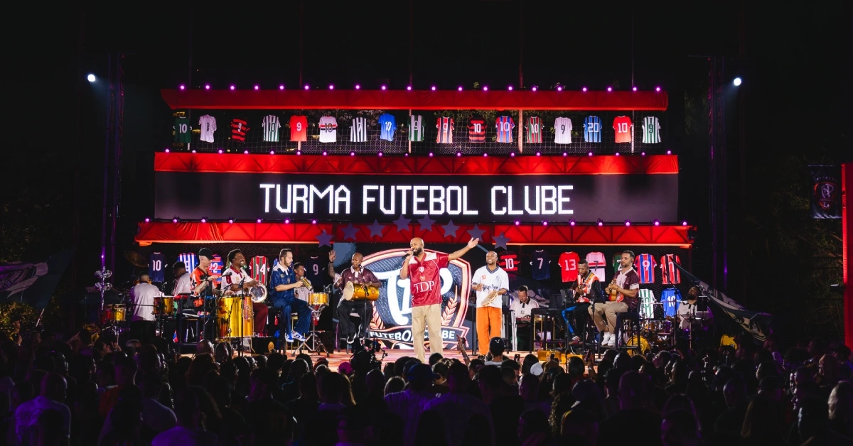 Turma do Pagode lança ‘Turma Futebol Clube ao Vivo’ e estreia ‘Fica Perfeito’