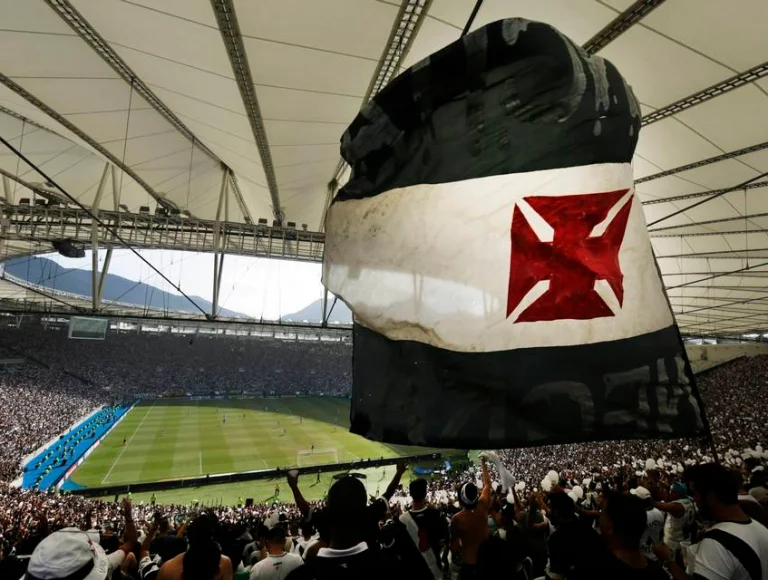Vasco rebate Flamengo na Justiça e pede Maracanã para semifinal