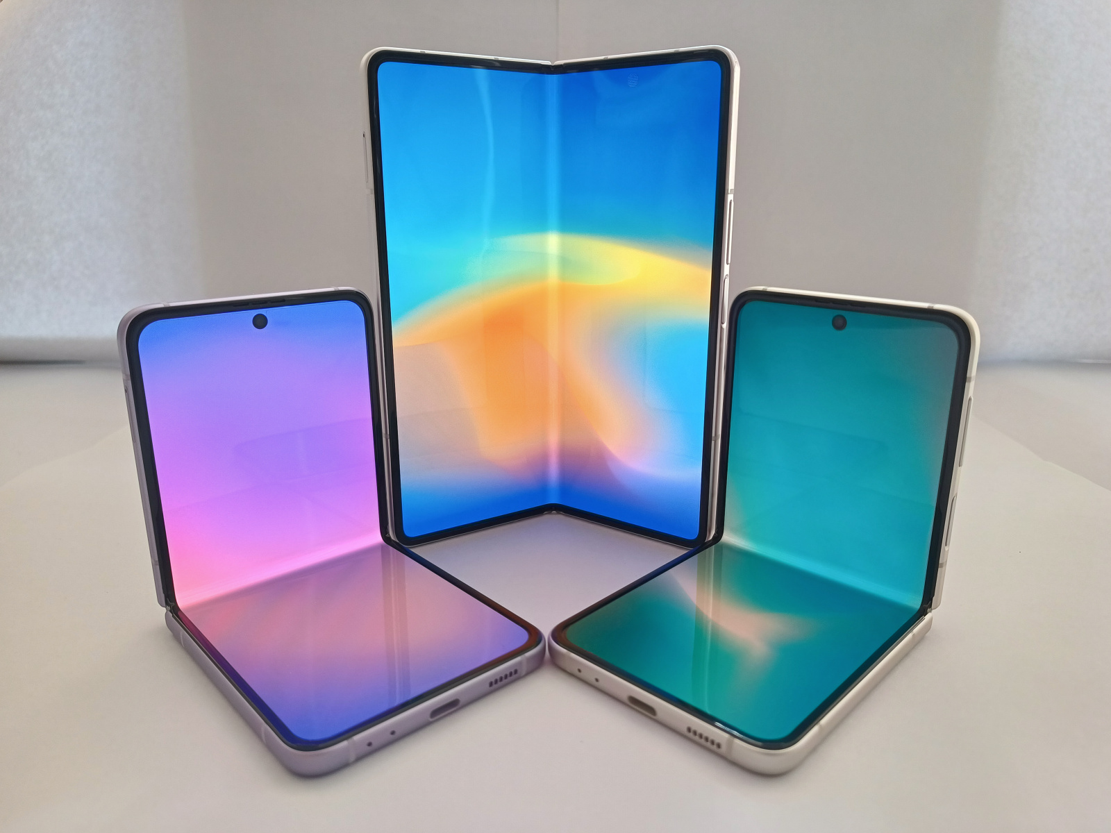 Xiaomi 18 Fold chega com tela interna de 7,58 polegadas e dobra mid-fold