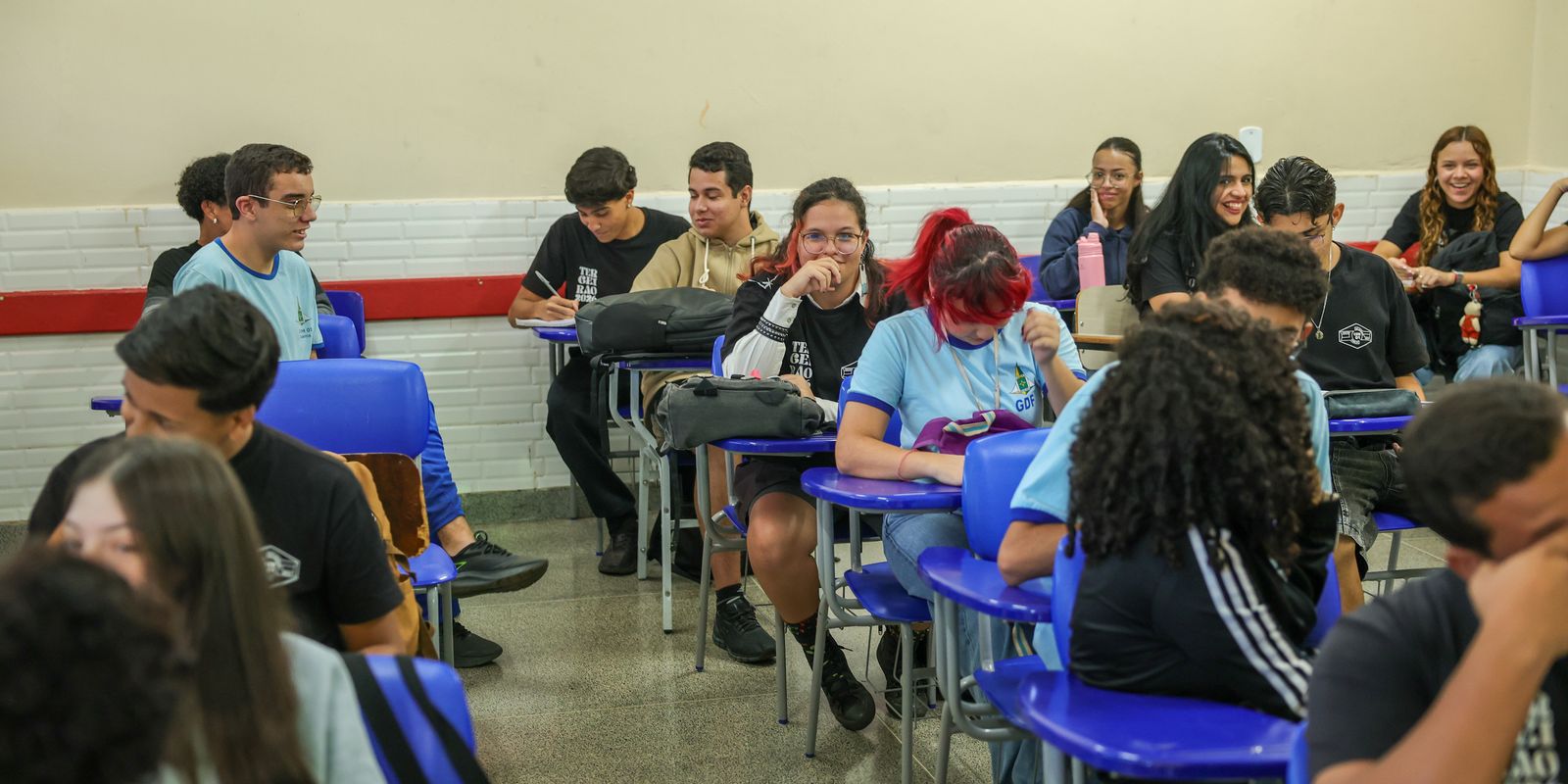A um mês do Enem, candidatos intensificam simulados e revisões