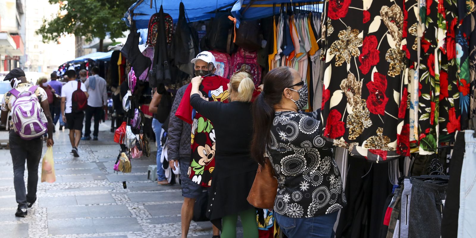 Câmara aprova perdão de dívidas e eleva teto do MEI a R$140 mil