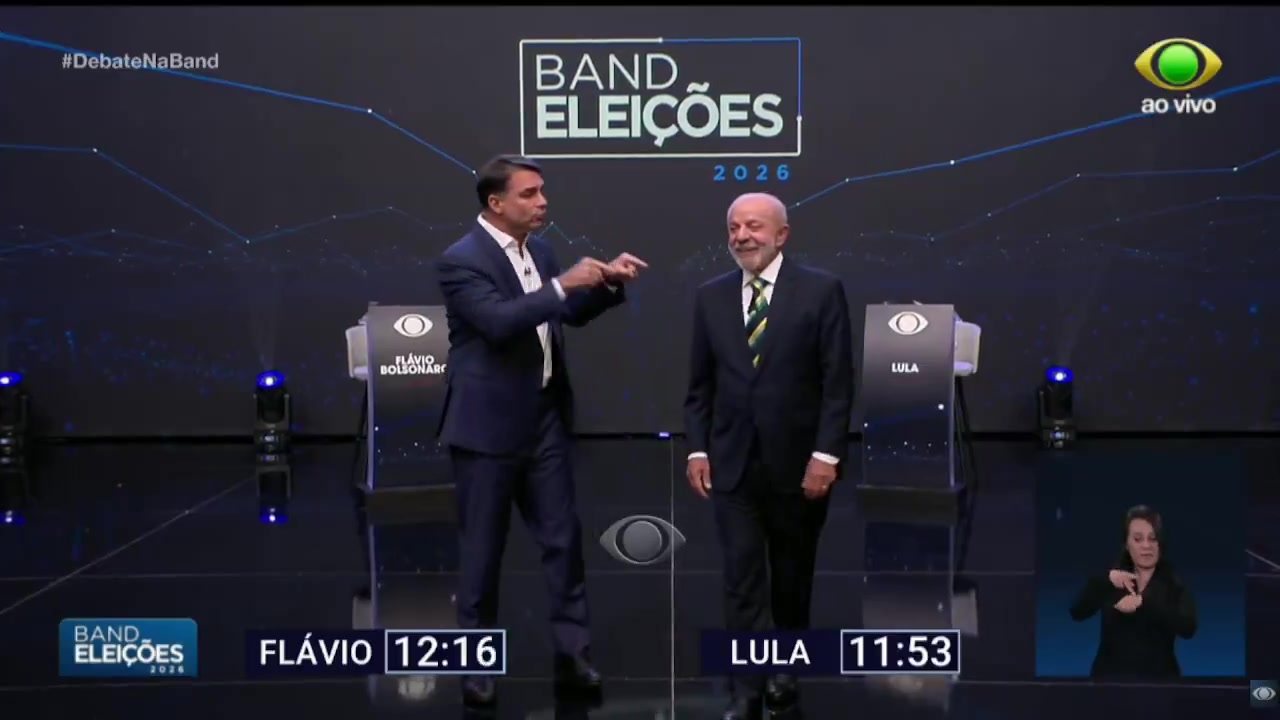 Lula propõe abrir sigilos das duas famílias em debate com Flávio Bolsonaro