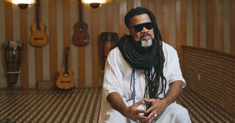 Carlinhos Brown confirma primeiras datas do Sarau du Brown no Candeal
