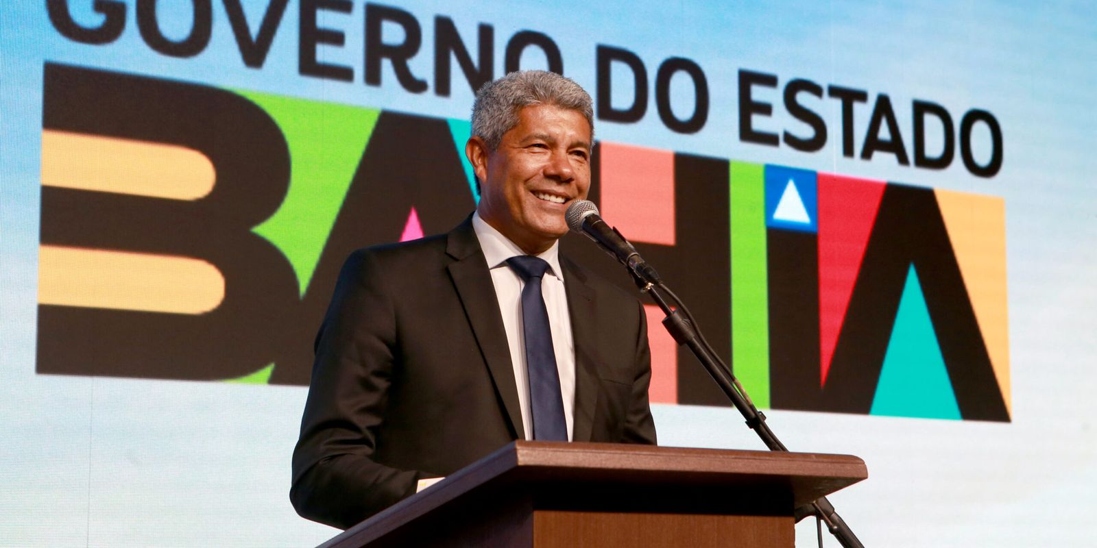 Com 55,8% dos votos, Jerônimo Rodrigues garante reeleição na Bahia