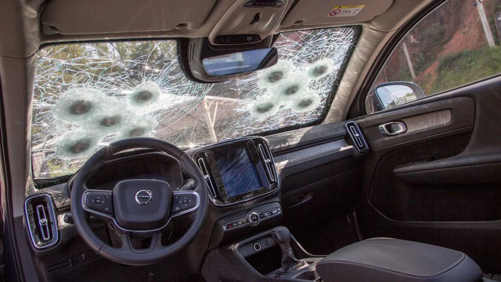 Descubra quanto custa manter um carro blindado e como se preparar