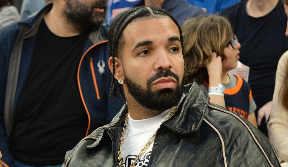 Drake festeja 40 anos com 400 convidados, prêmios e show surpresa