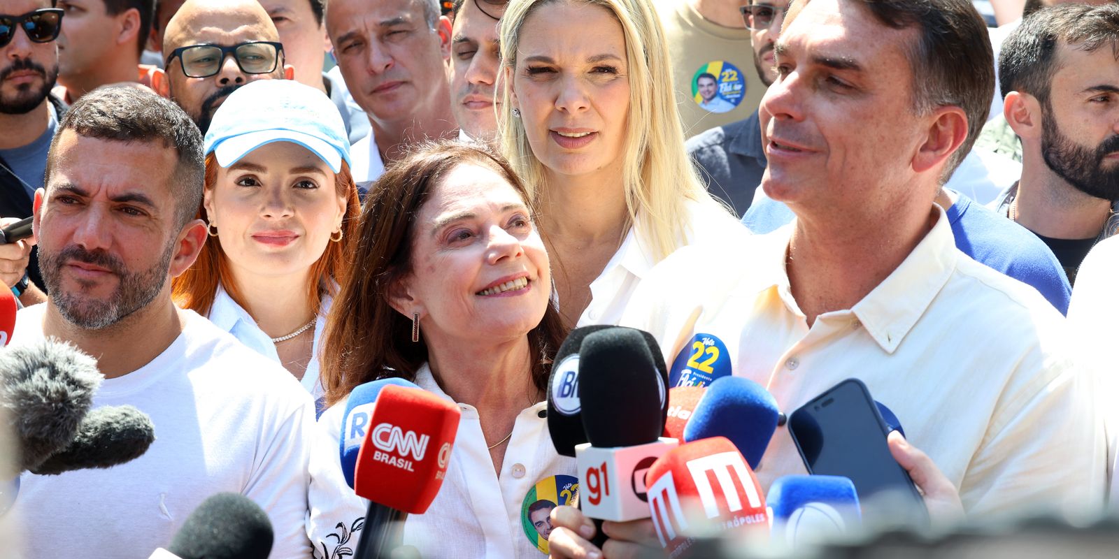 Flávio Bolsonaro diz que manterá o Bolsa Família