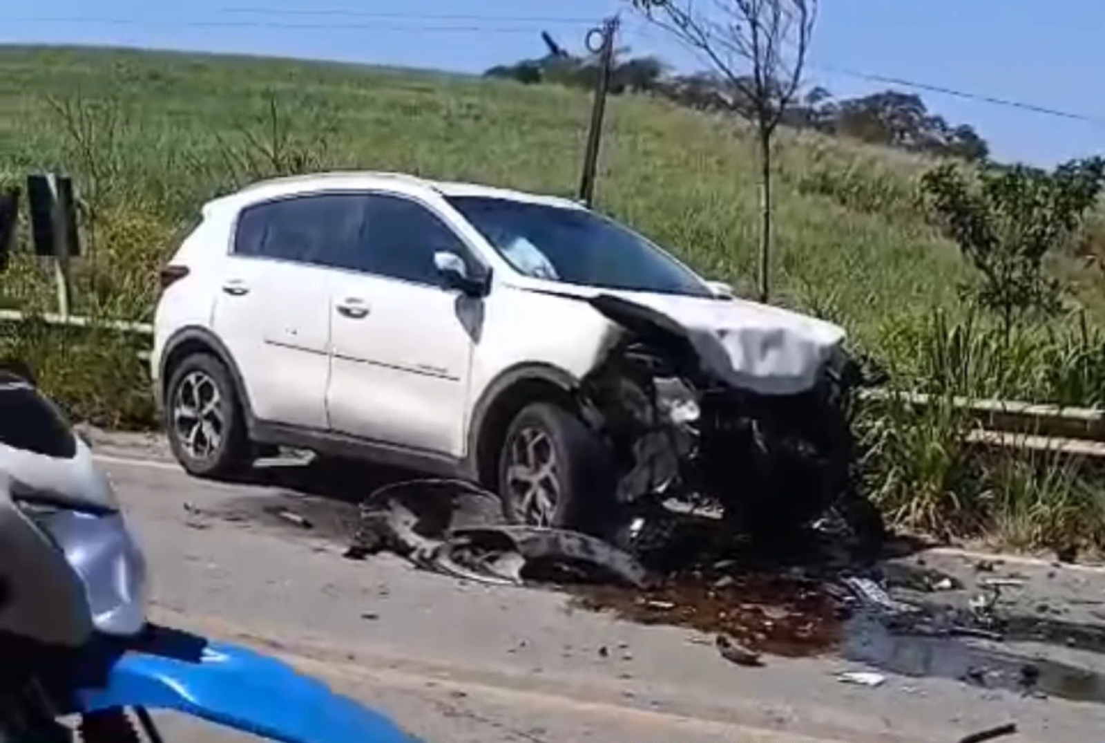 Colisão frontal na BR-235: Dois carros se envolvem em acidente nas proximidades do Cafuz