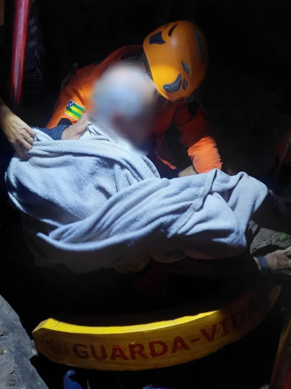 Idoso de 86 anos é resgatado após cair em cisterna de 15 metros em Lagarto