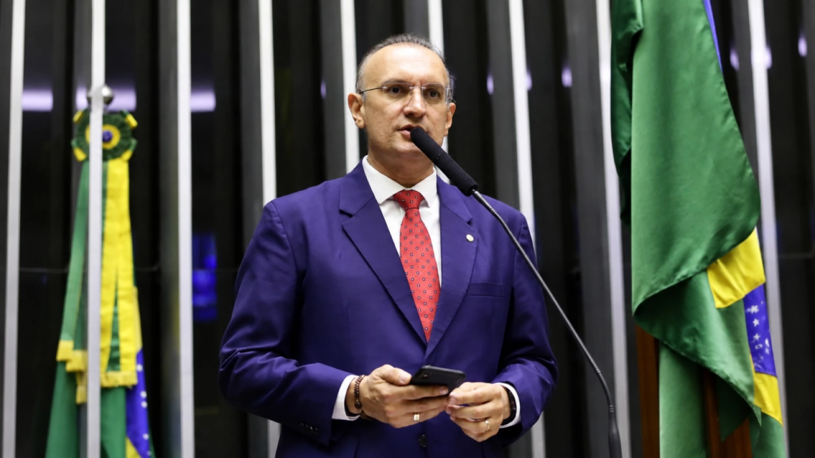 TSE forma maioria provisória para indeferir candidatura de Fábio Henrique
