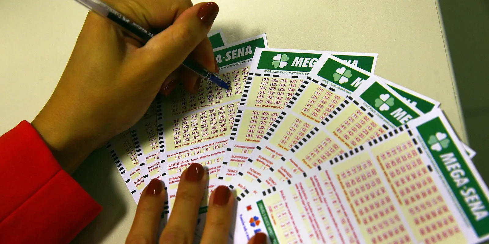 Mega-Sena acumula; prêmio pula para R$ 82 milhões