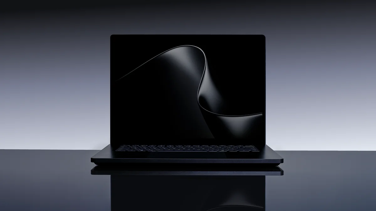 Microsoft lança Surface Laptop Ultra com chip RTX Spark