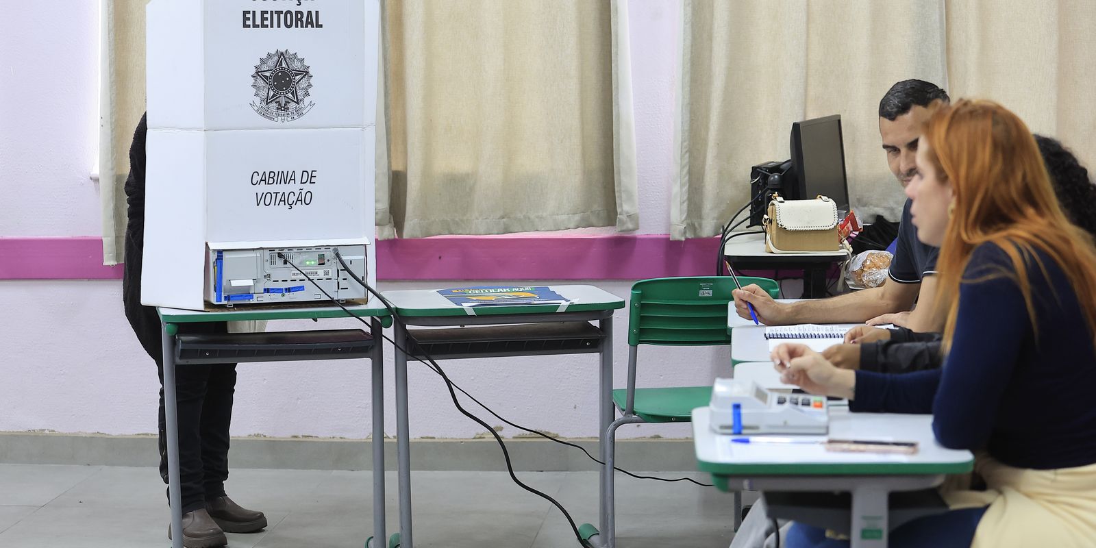 Oito partidos passam a governar 27 unidades da federação em 2027